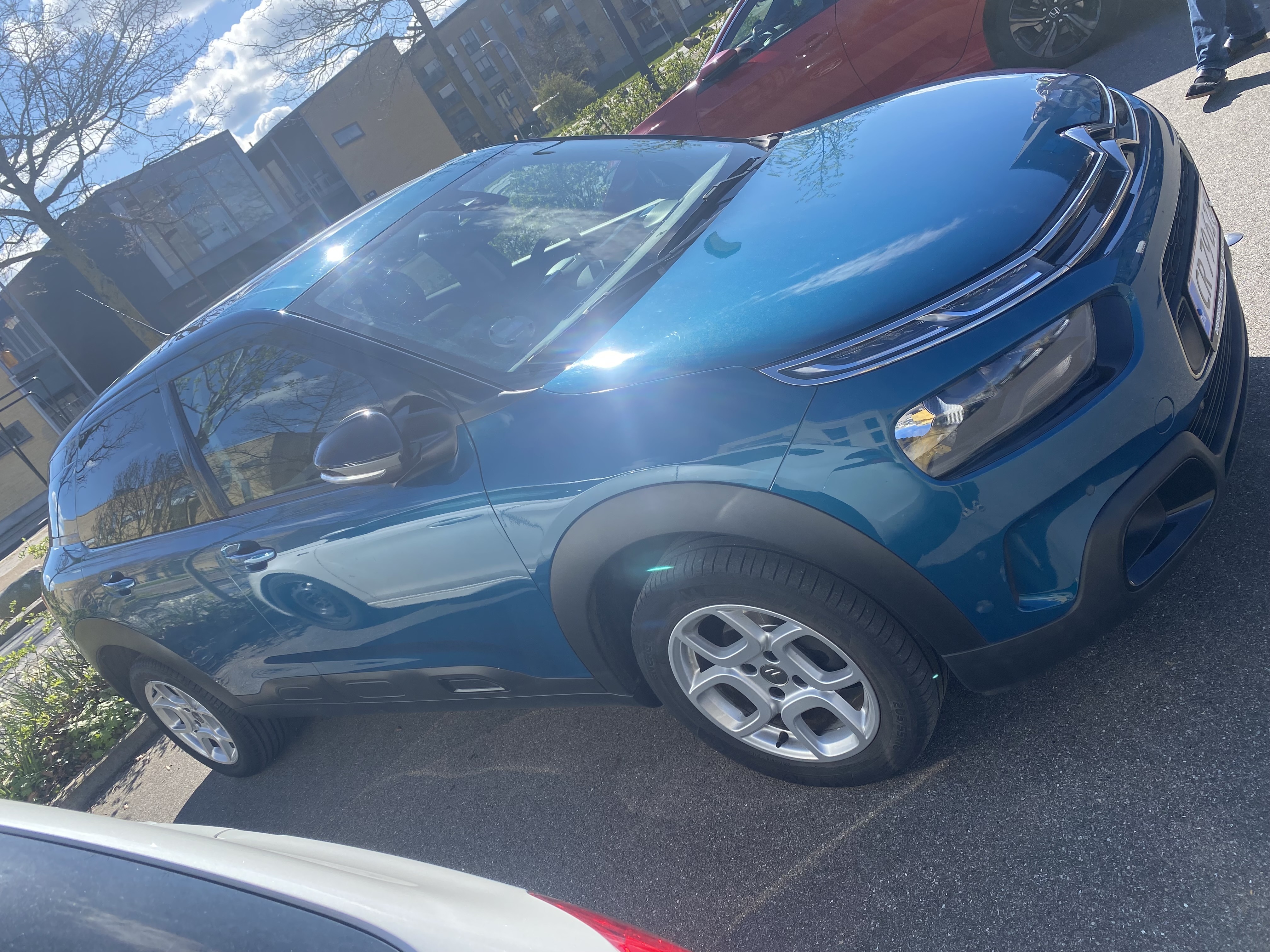 Blå Citroën C4 Cactus fra 2018