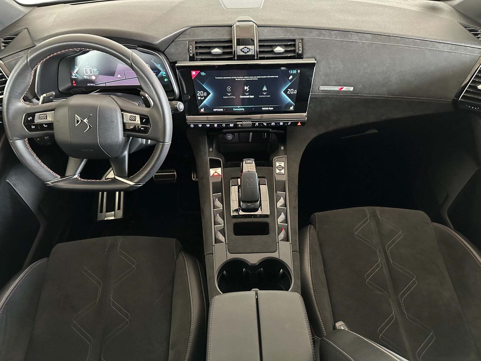 DS DS 7 CrossBack 1,6 E-Tense Performance Line Pack EAT8