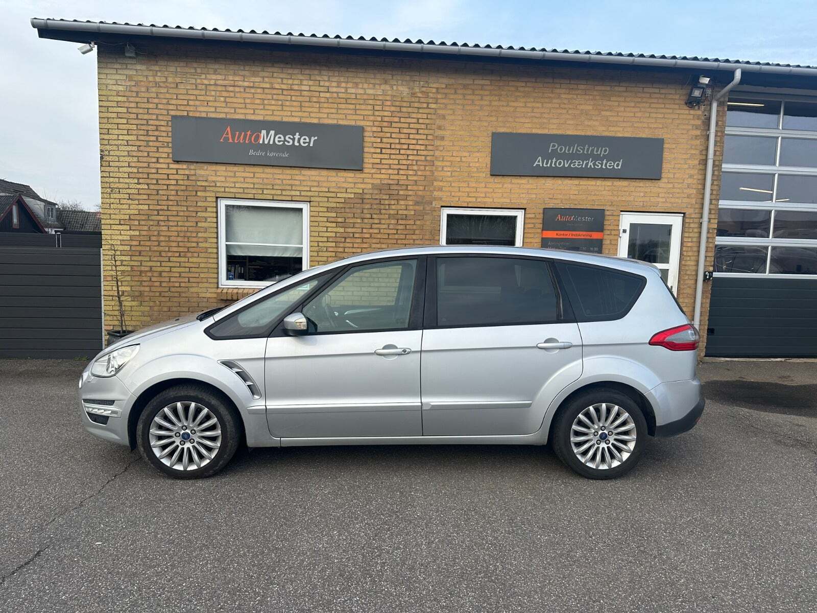undefined Ford S-MAX fra 2012