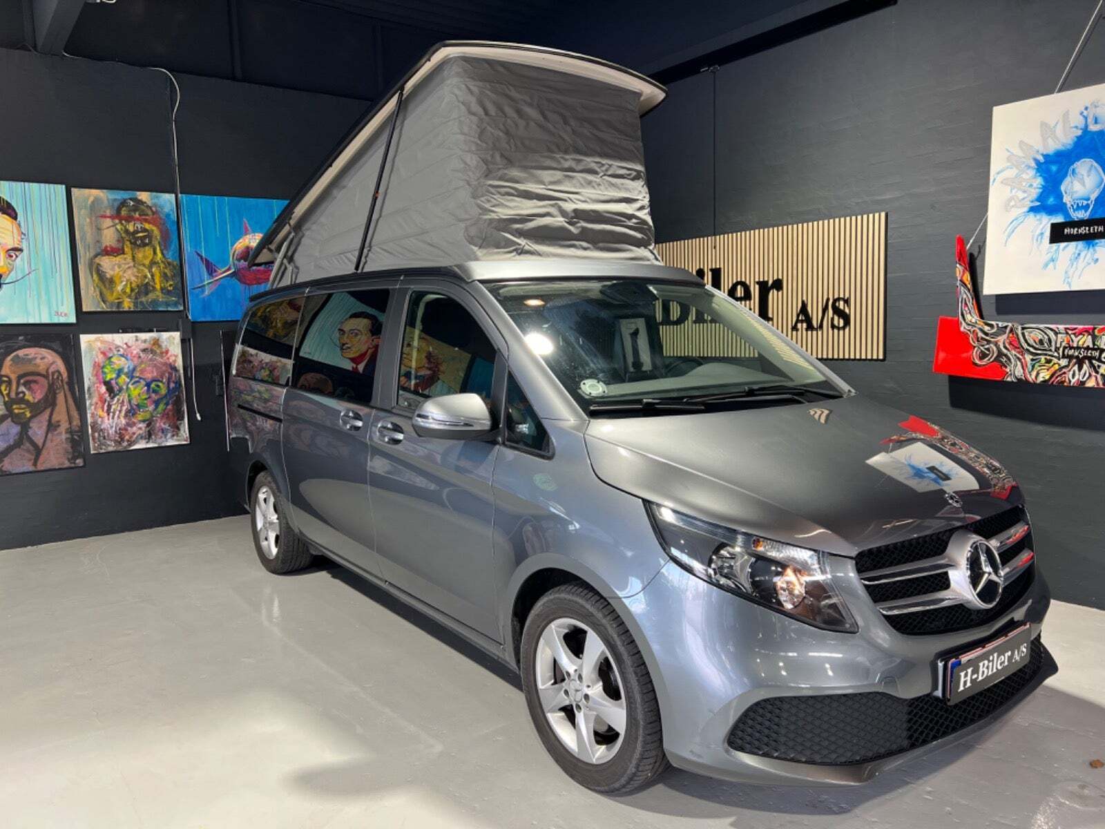 Grå Mercedes V250 d fra 2019