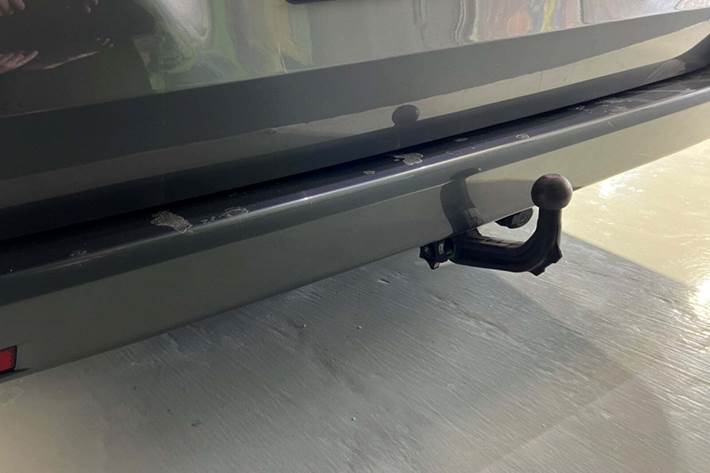 Grå Mercedes V250 d fra 2019