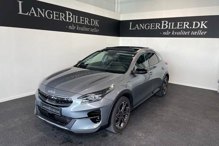 Grå Kia XCeed fra 2022