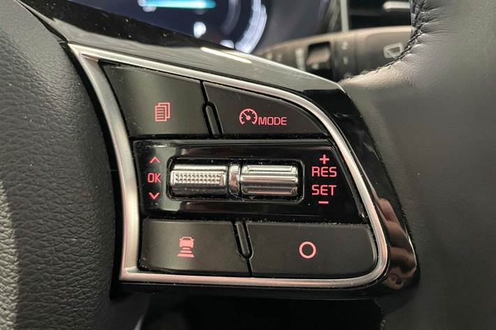 Grå Kia XCeed fra 2022