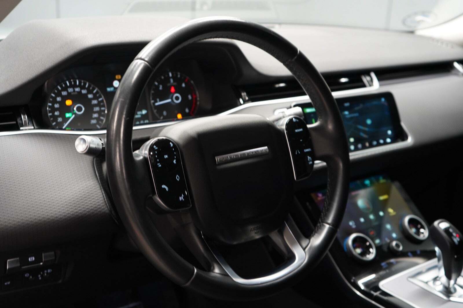 Hvid Land Rover Range Rover evoque fra 2020