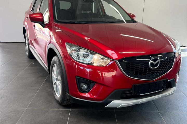 Rød Mazda CX-5 fra 2013 set udefra