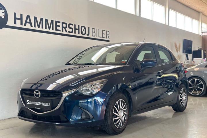 Blå Mazda 2 fra 2016