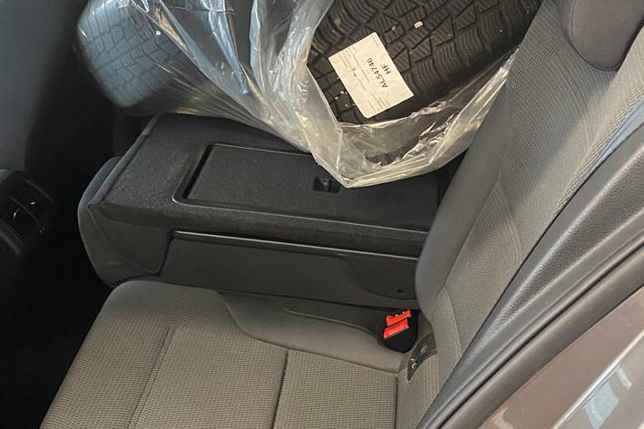 Grå VW Golf fra 2014