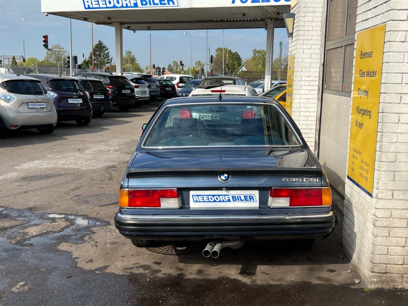 Blå BMW 635CSi fra 1981