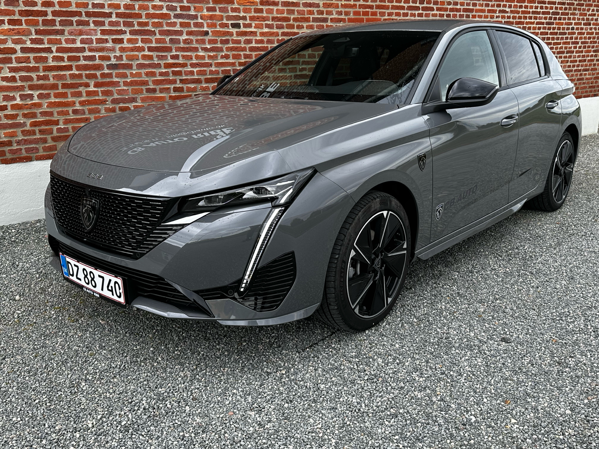 Peugeot E-308