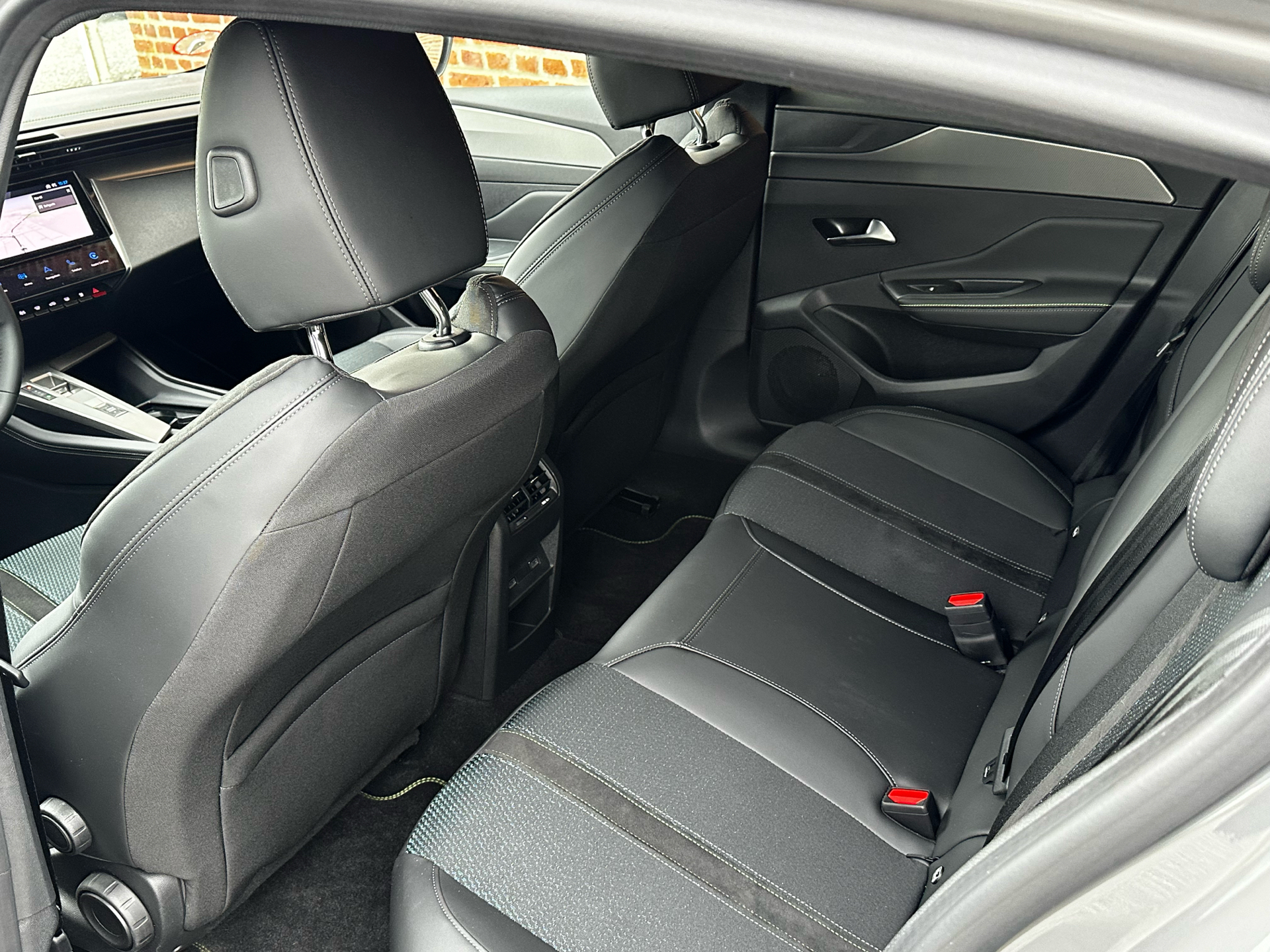 Peugeot E-308