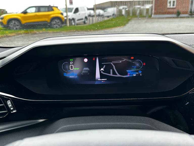 Peugeot E-308