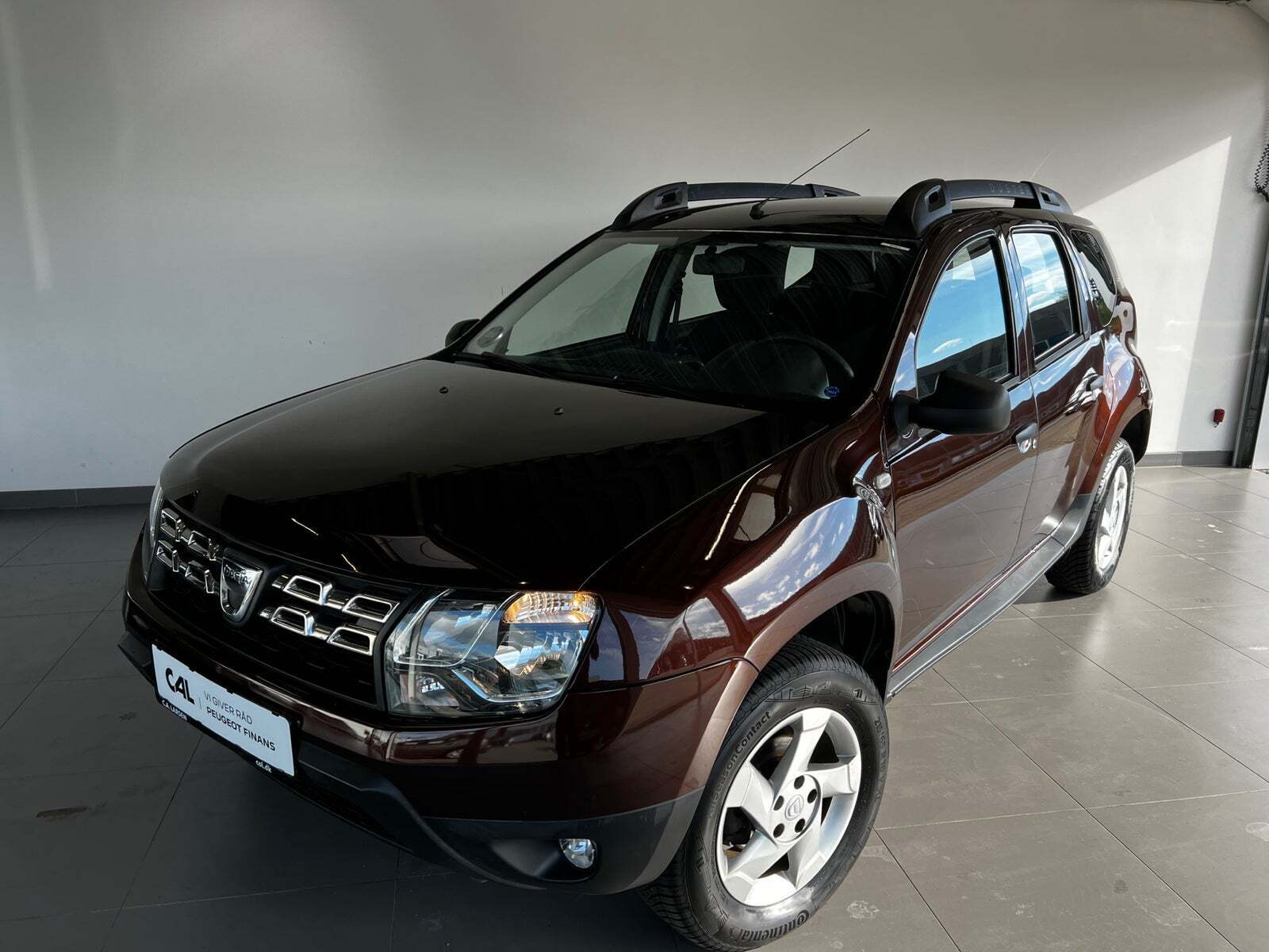 Brun Dacia Duster fra 2017