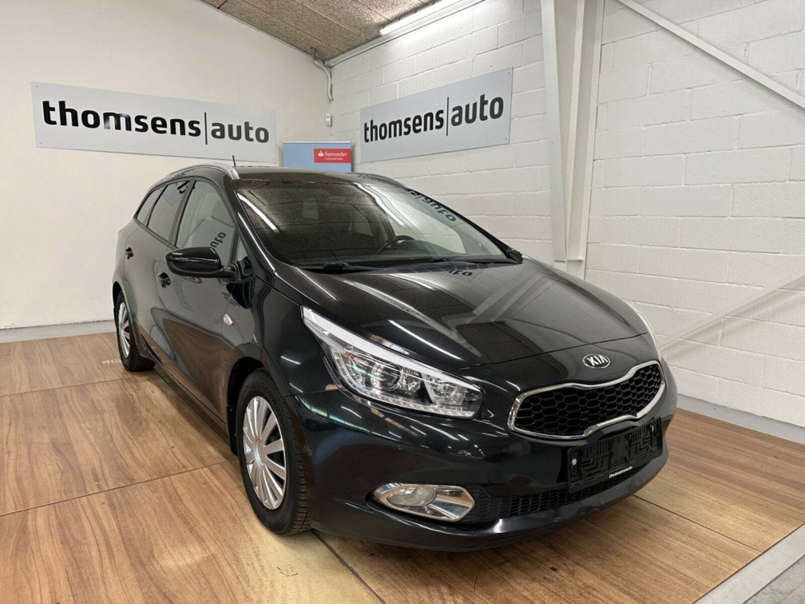 Kia Ceed 1,6 CRDi 128 World Cup SW