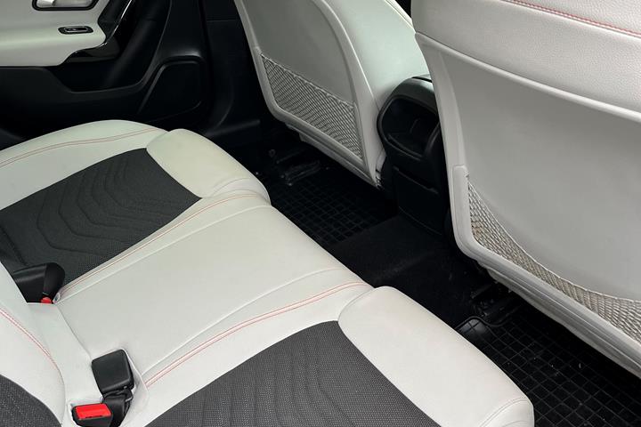 Sort Mercedes A-Klasse fra 2018