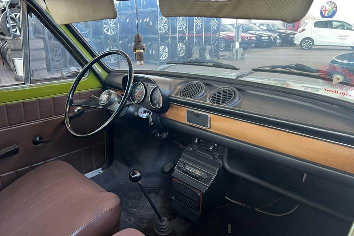 undefined Fiat 127 fra 1976 set indefra