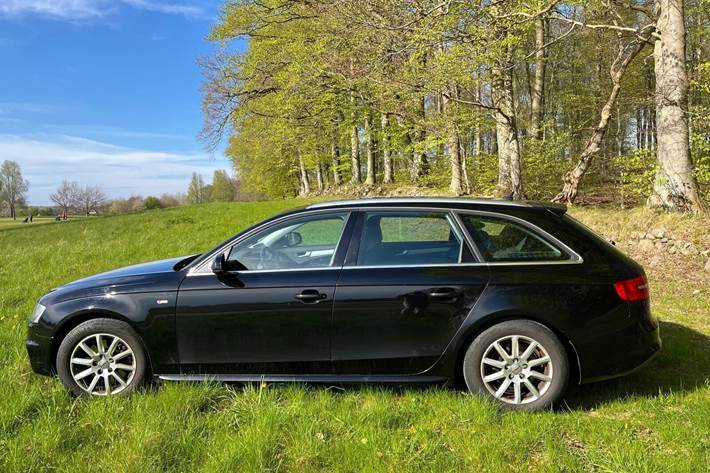 Sort Audi A4 fra 2015