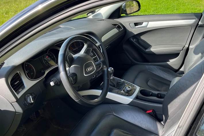 Sort Audi A4 fra 2015