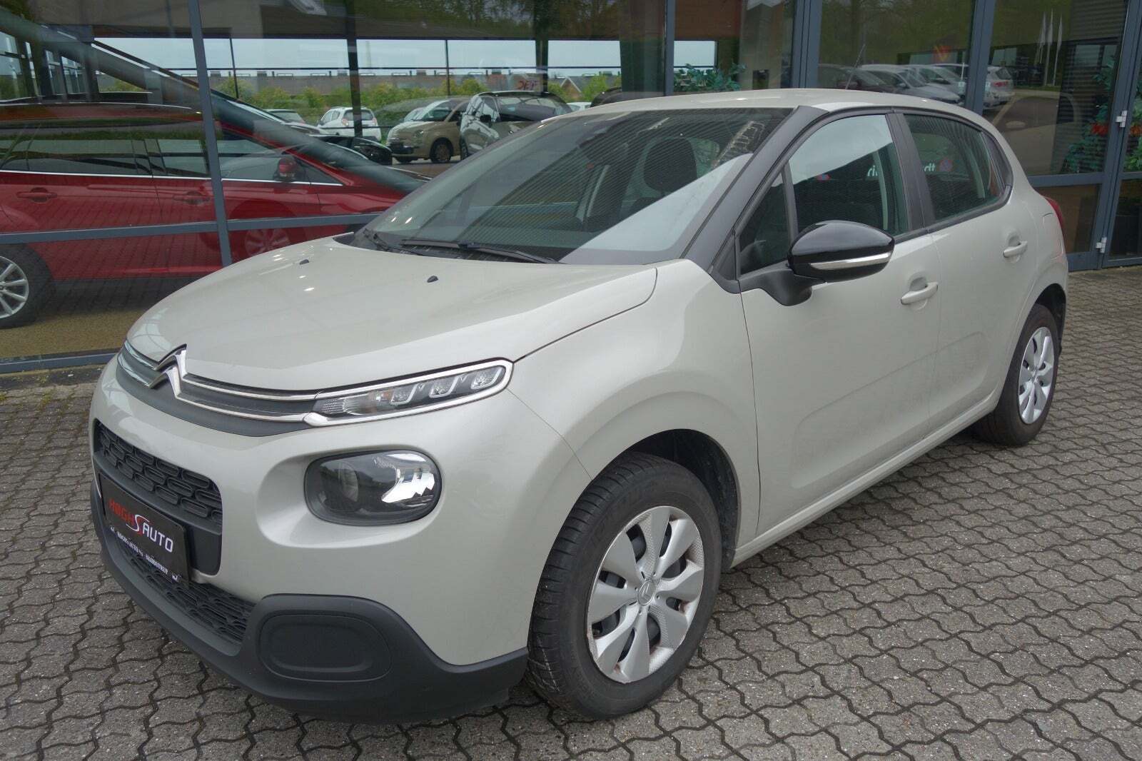 Grå Citroën C3 fra 2019