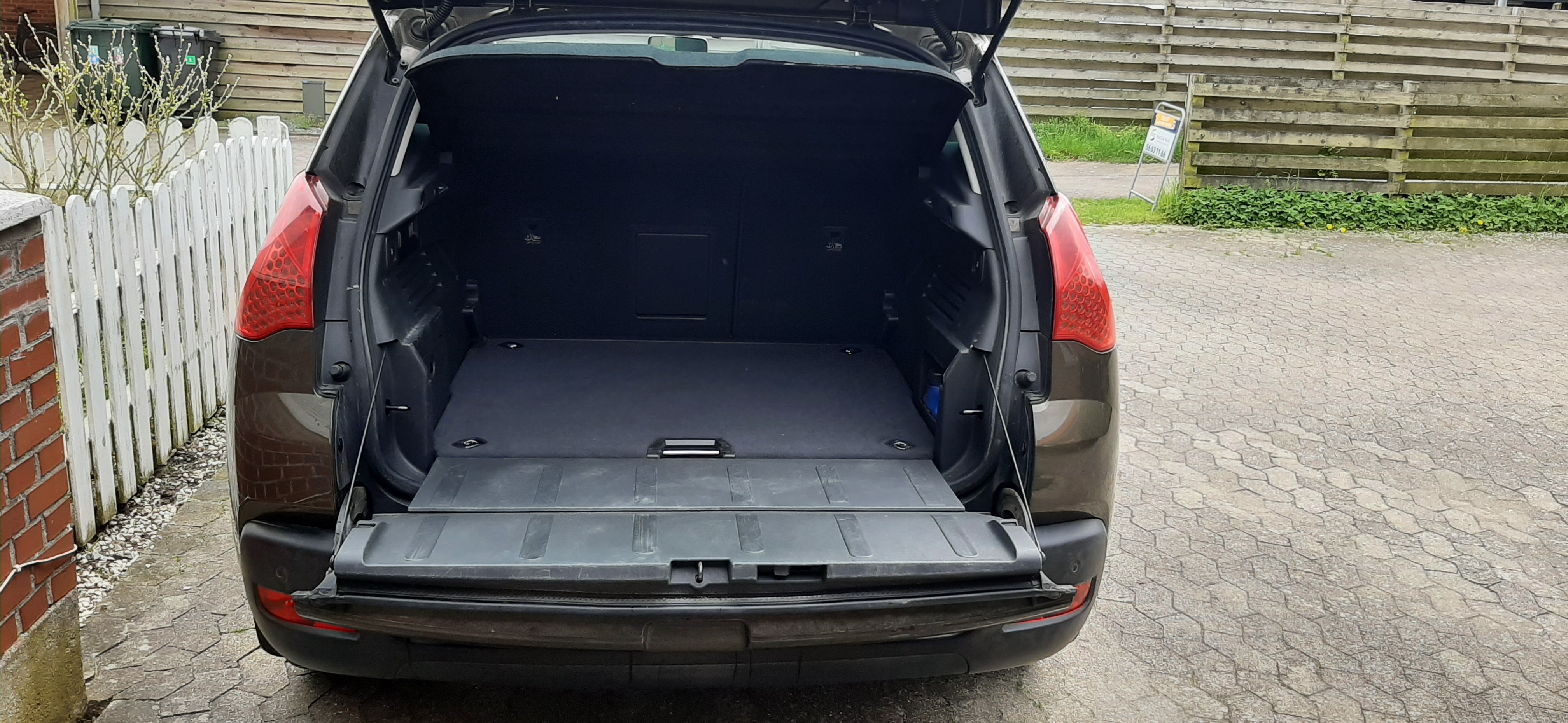 Peugeot 3008 1,6 HDI 109HK 5D SUV