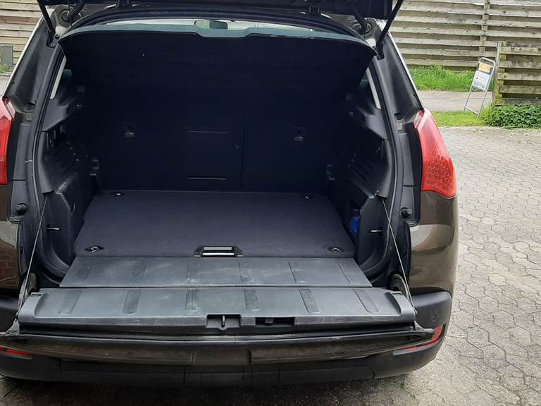 Peugeot 3008 1,6 HDI 109HK 5D SUV