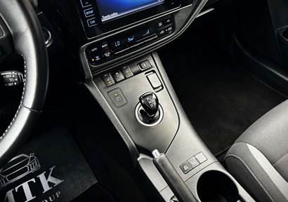 Toyota Auris 1,8 Hybrid H2 Comfort Touring Sports CVT