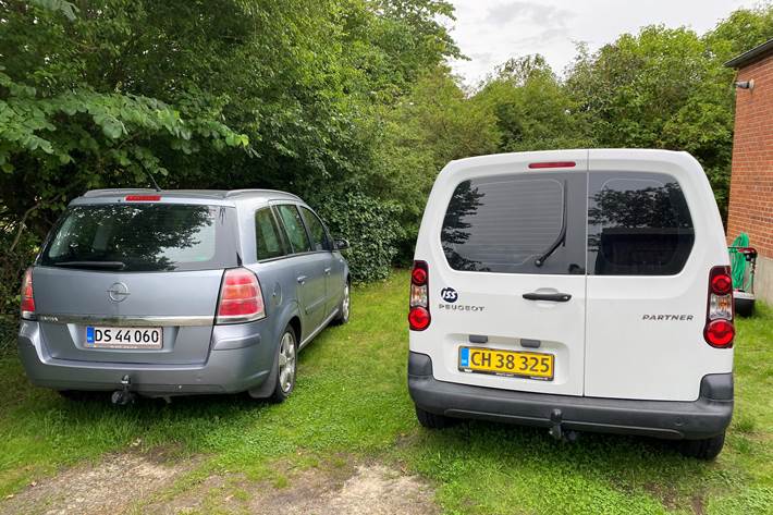 Blå Opel Zafira fra 2005