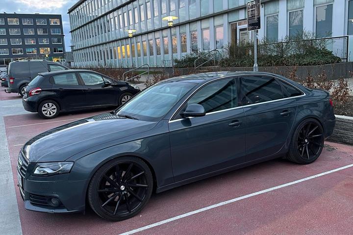 undefined Audi A4 fra 2008