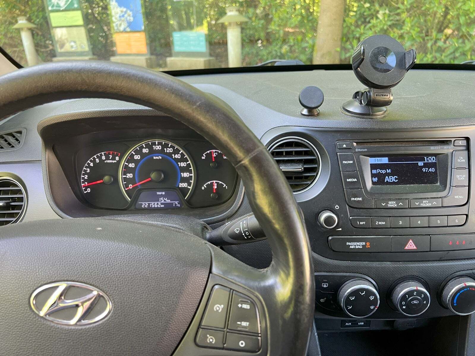 Sort Hyundai i10 fra 2014