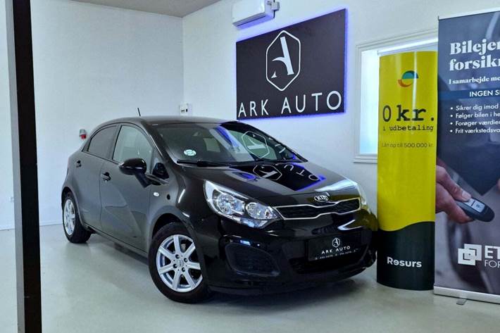 Sort Kia Rio fra 2014