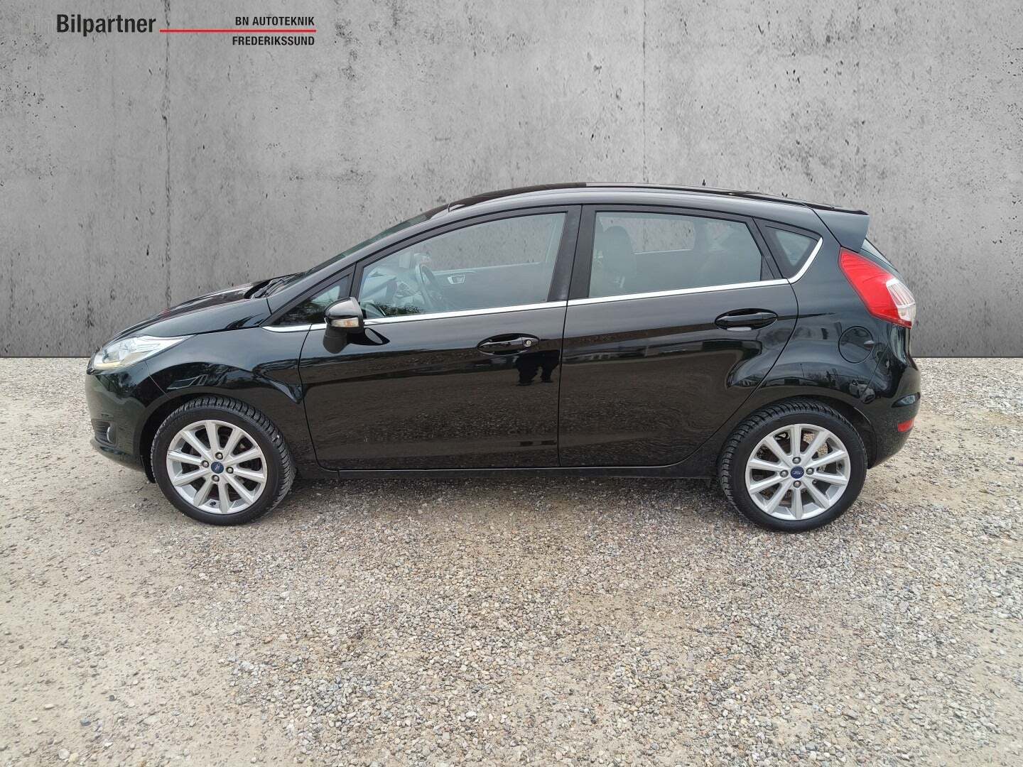 Sort Ford Fiesta fra 2016
