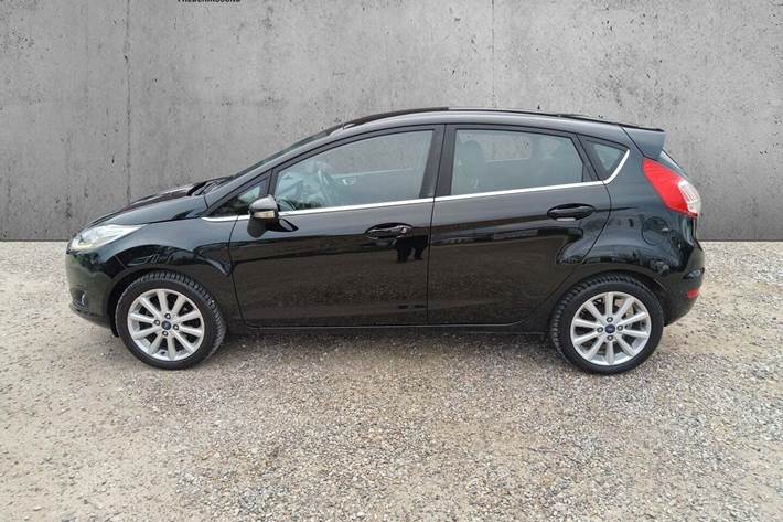 Sort Ford Fiesta fra 2016