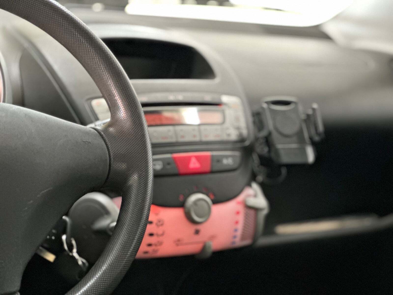 Lilla Peugeot 107 fra 2013