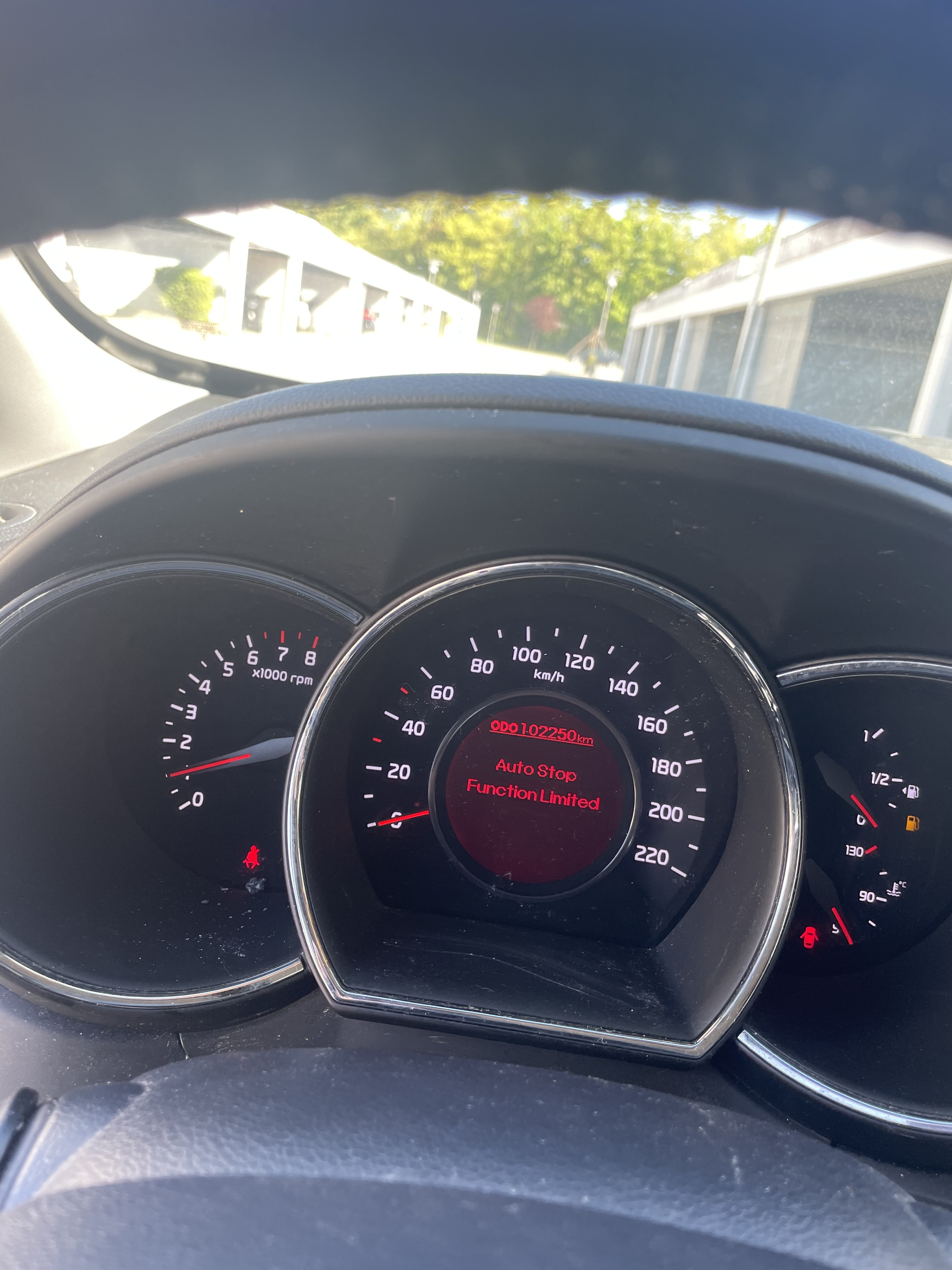 Hvid Kia Rio fra 2016