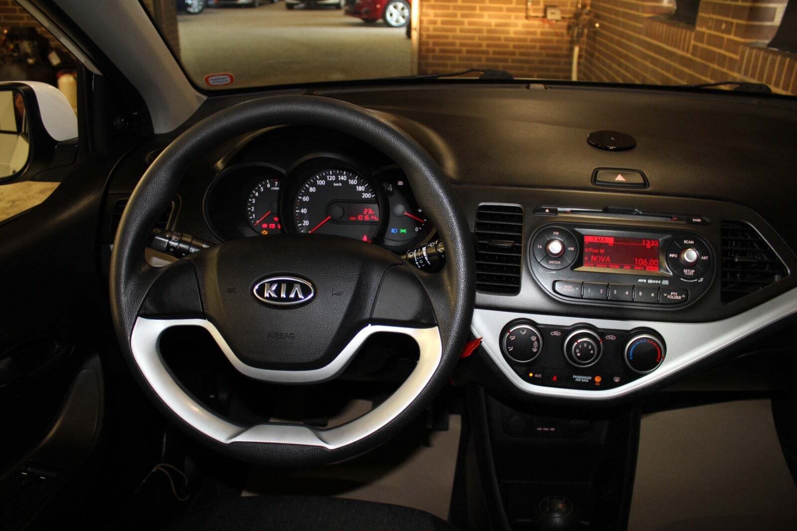 Hvid Kia Picanto fra 2012