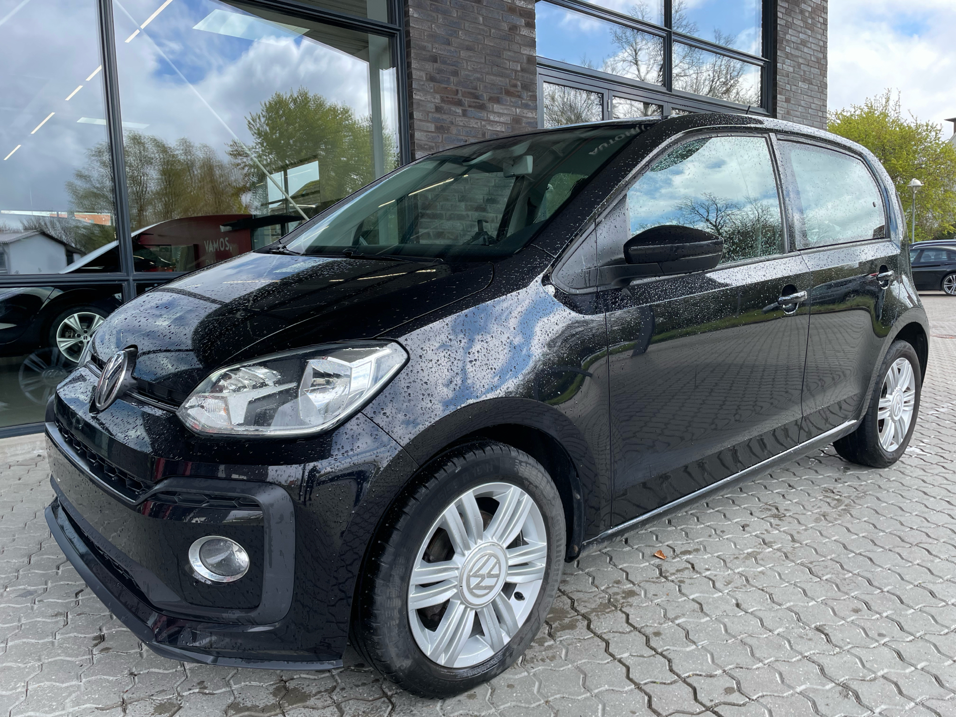 VW UP!