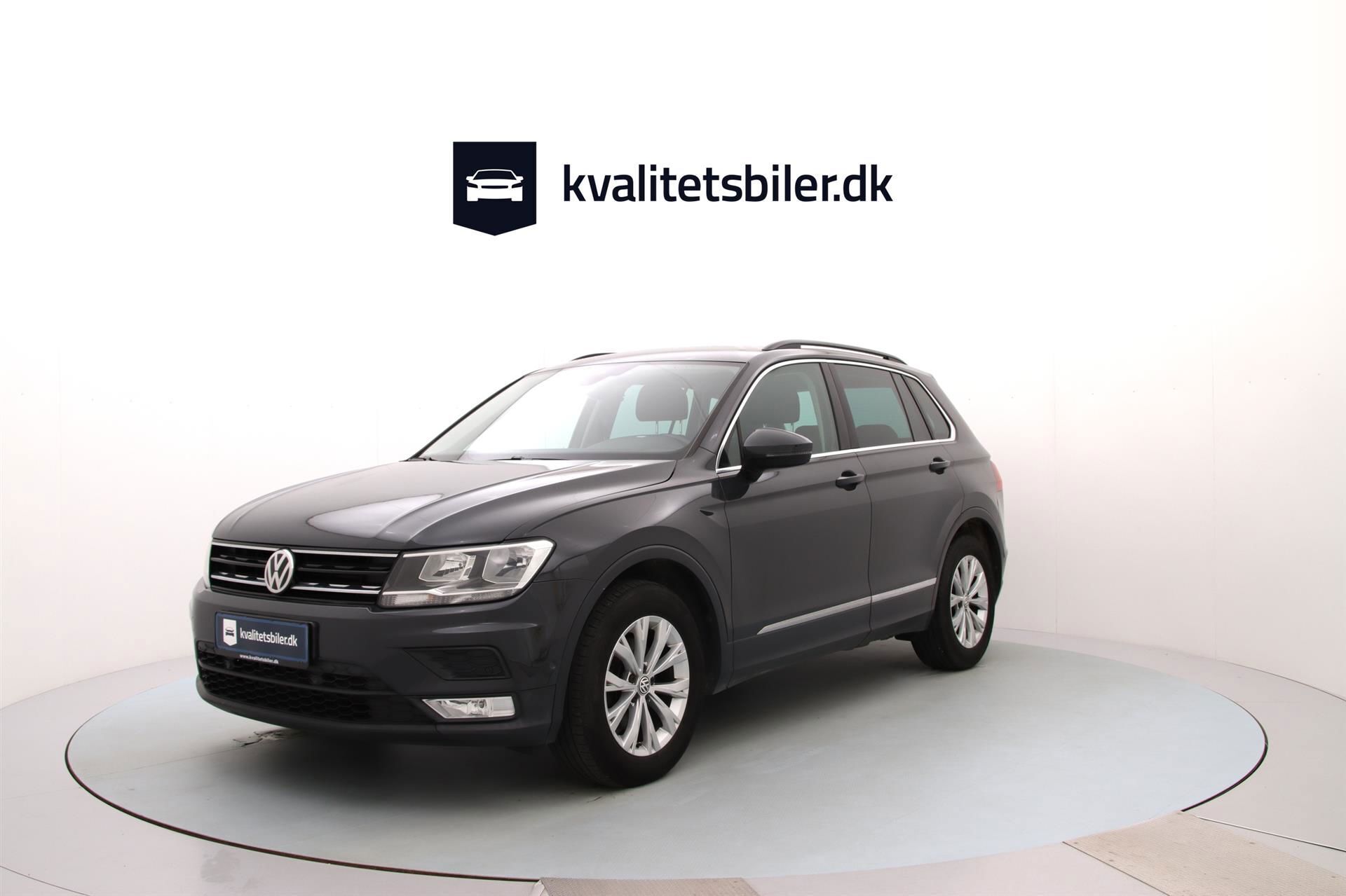 Grå VW Tiguan fra 2017