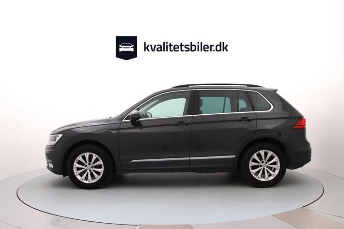 Grå VW Tiguan fra 2017