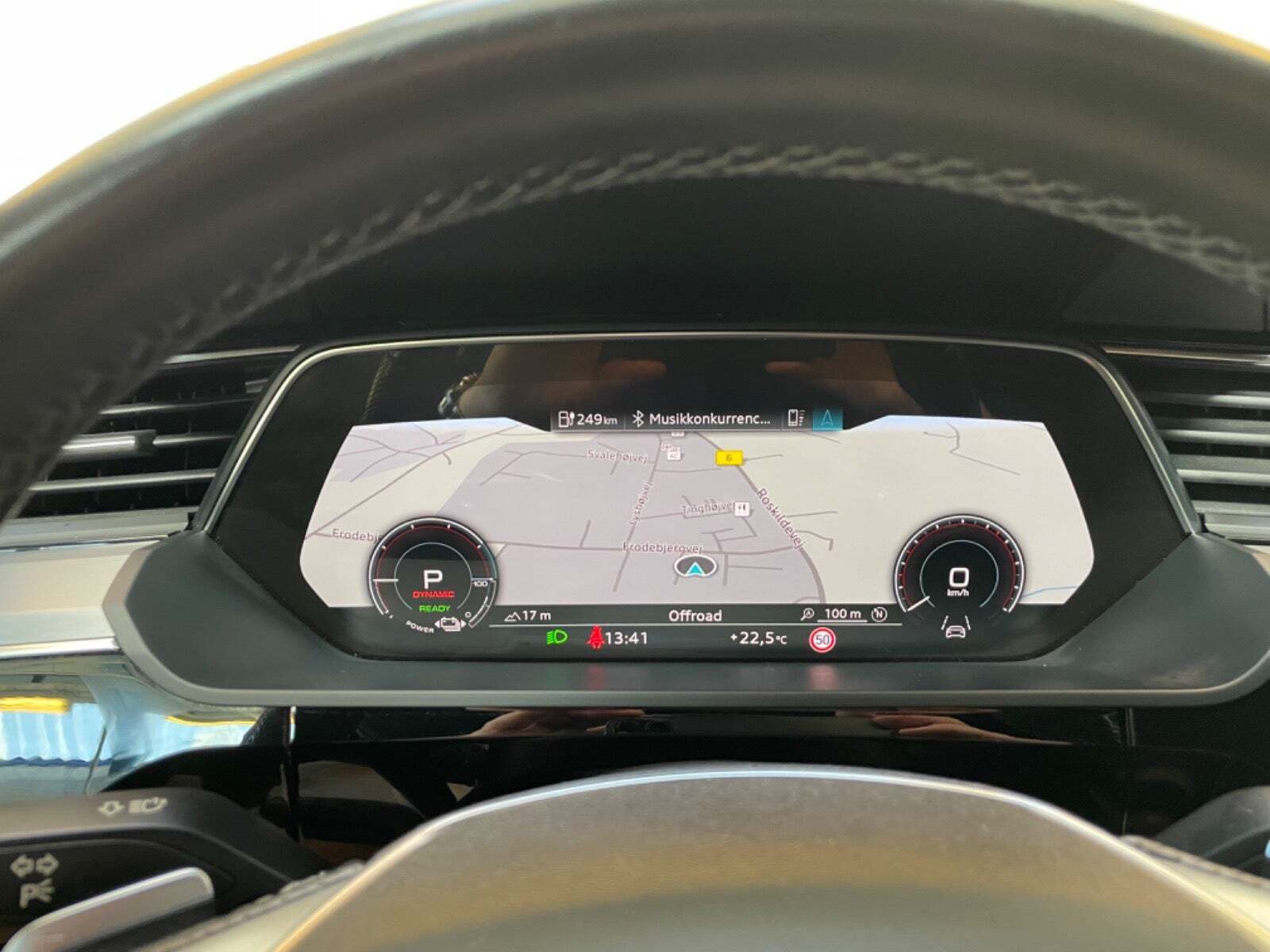 Sort Audi e-tron fra 2021