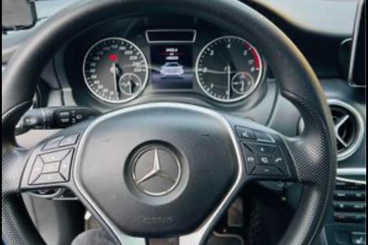 undefined Mercedes A180 d fra 2014