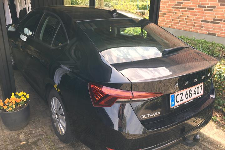 Sort Skoda Octavia fra 2021