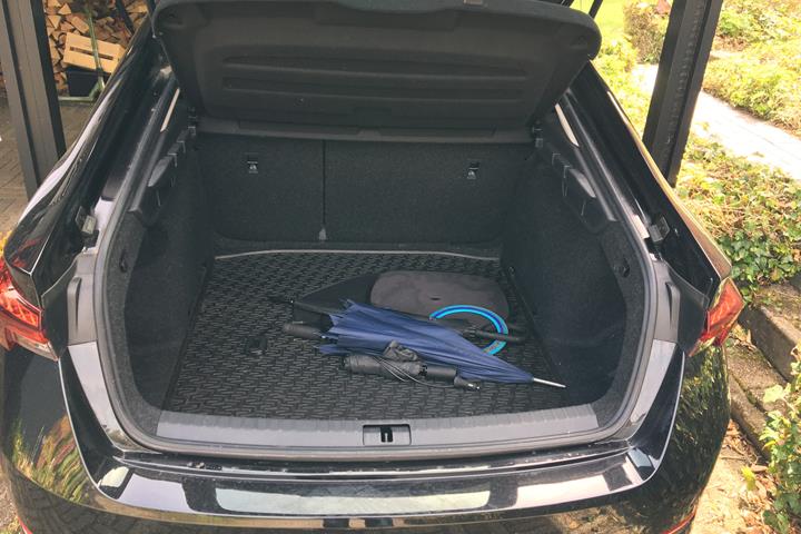 Sort Skoda Octavia fra 2021