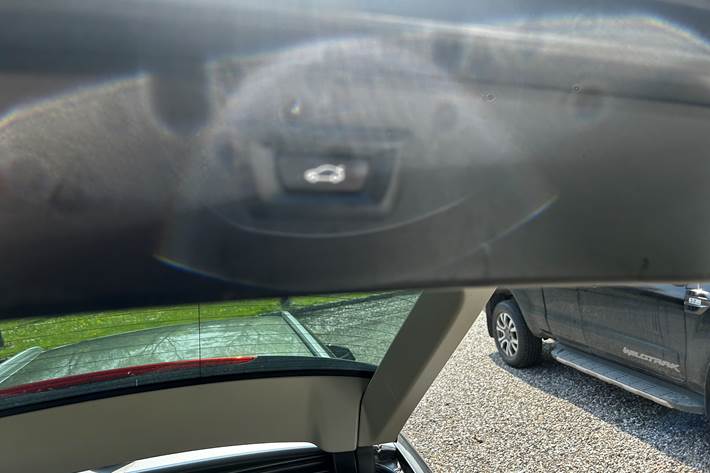 Grå BMW 520d fra 2013