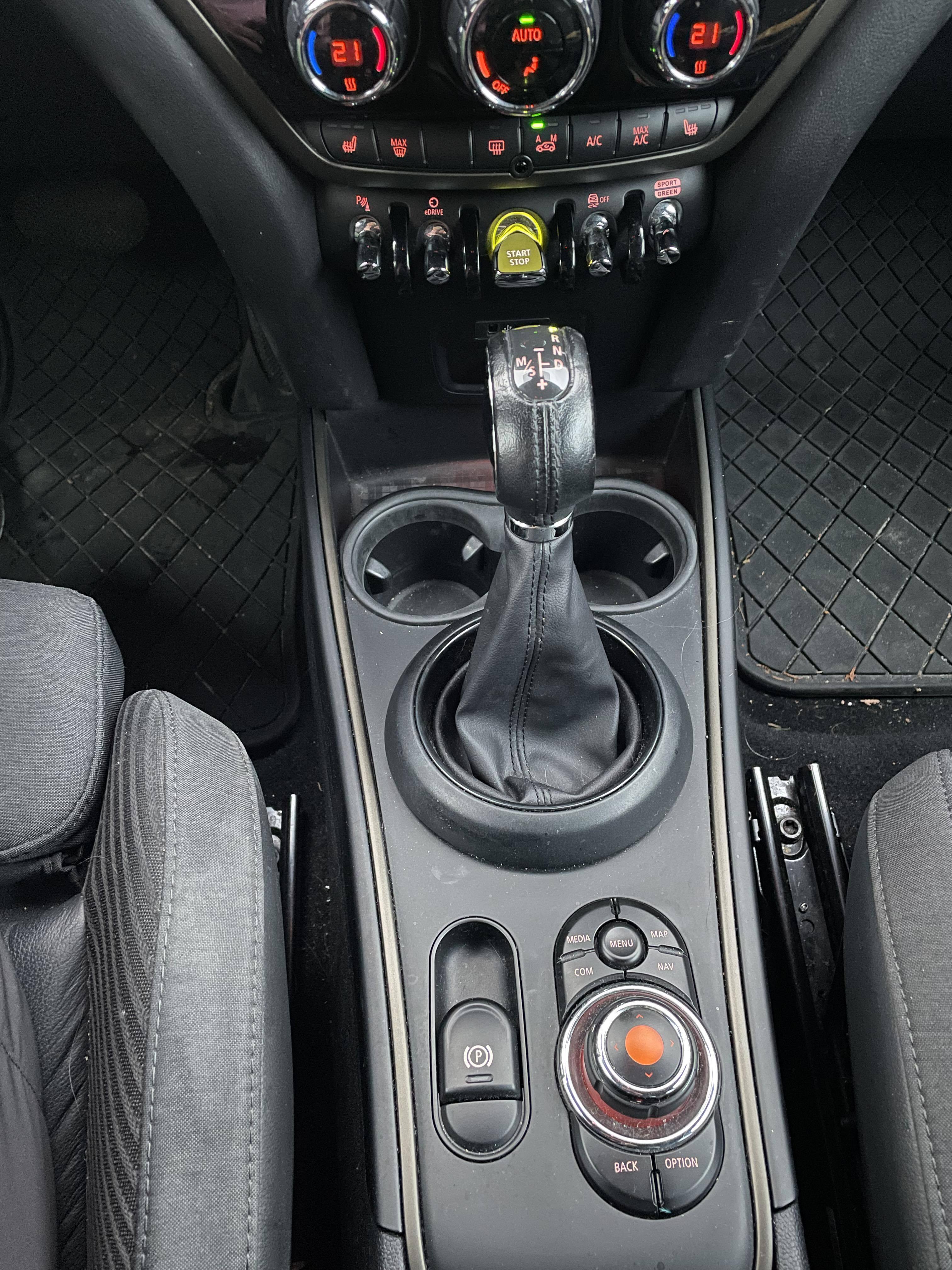 Sort Mini Countryman Cooper SE fra 2019