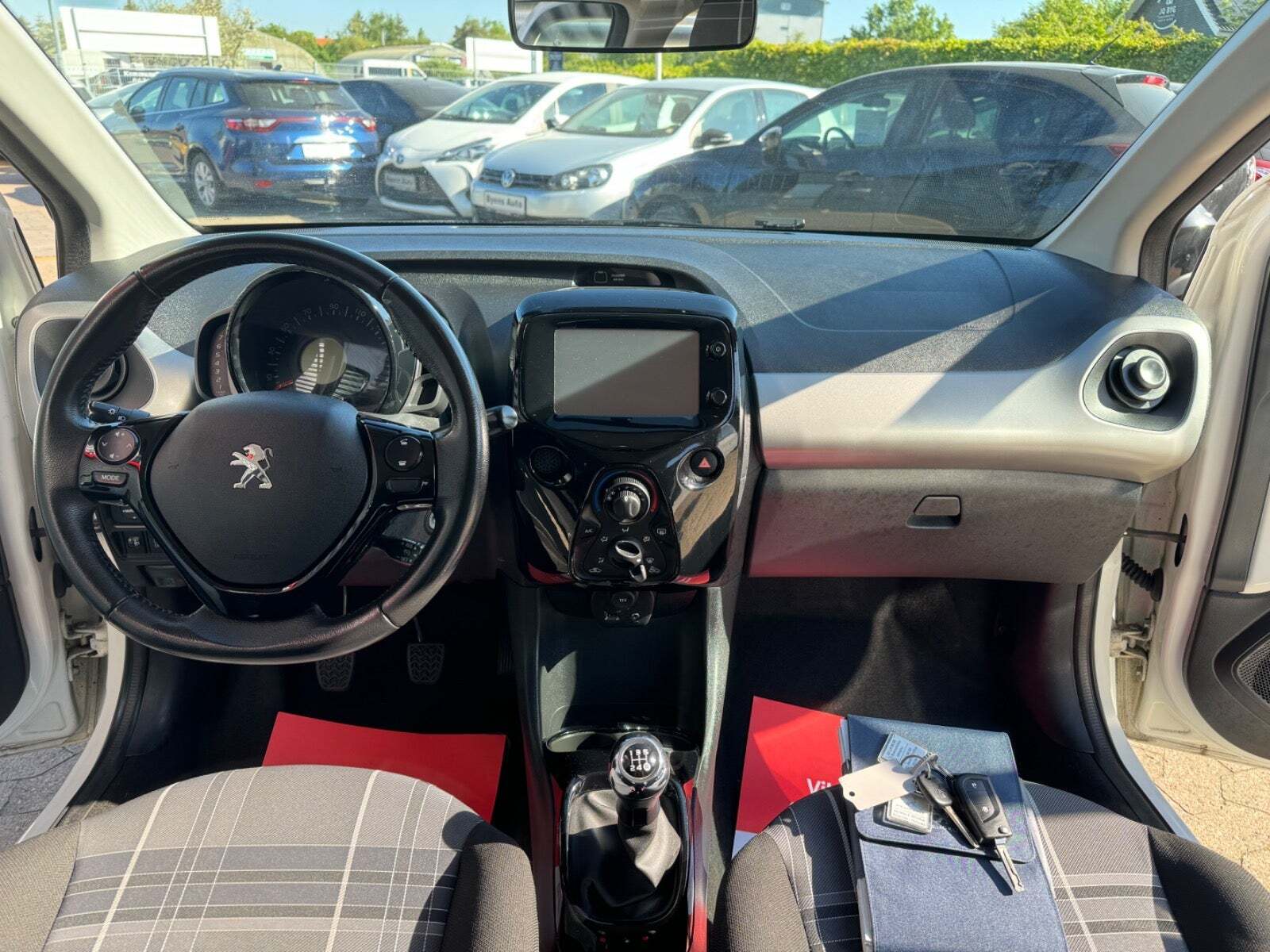 Hvid Peugeot 108 fra 2017