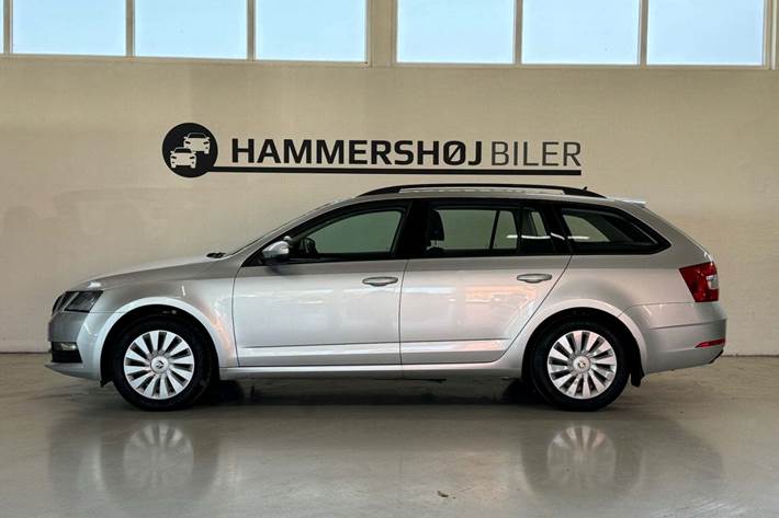 Sølv Skoda Octavia fra 2020