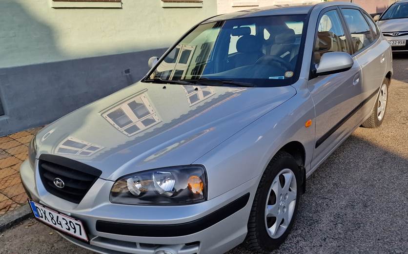 Hyundai Elantra 2,0 Hatchback 2,0 XD