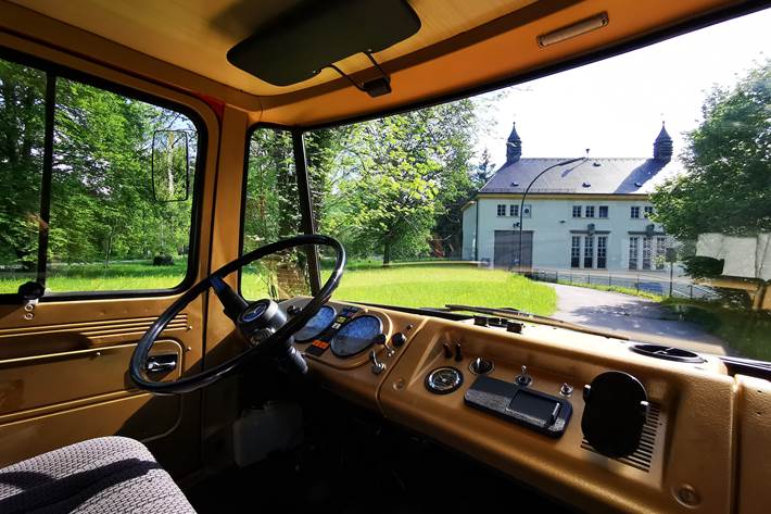 Rød Mercedes - fra 1979