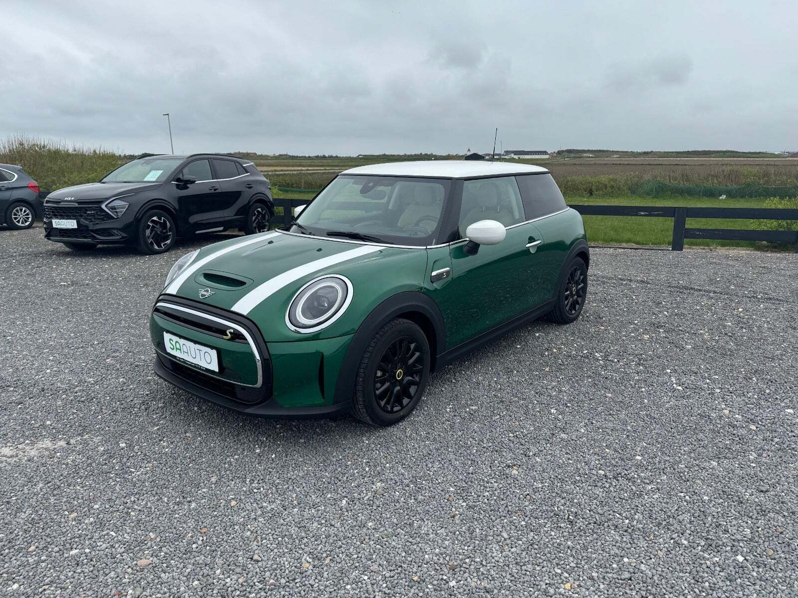 undefined Mini Cooper SE fra 2022 set udefra