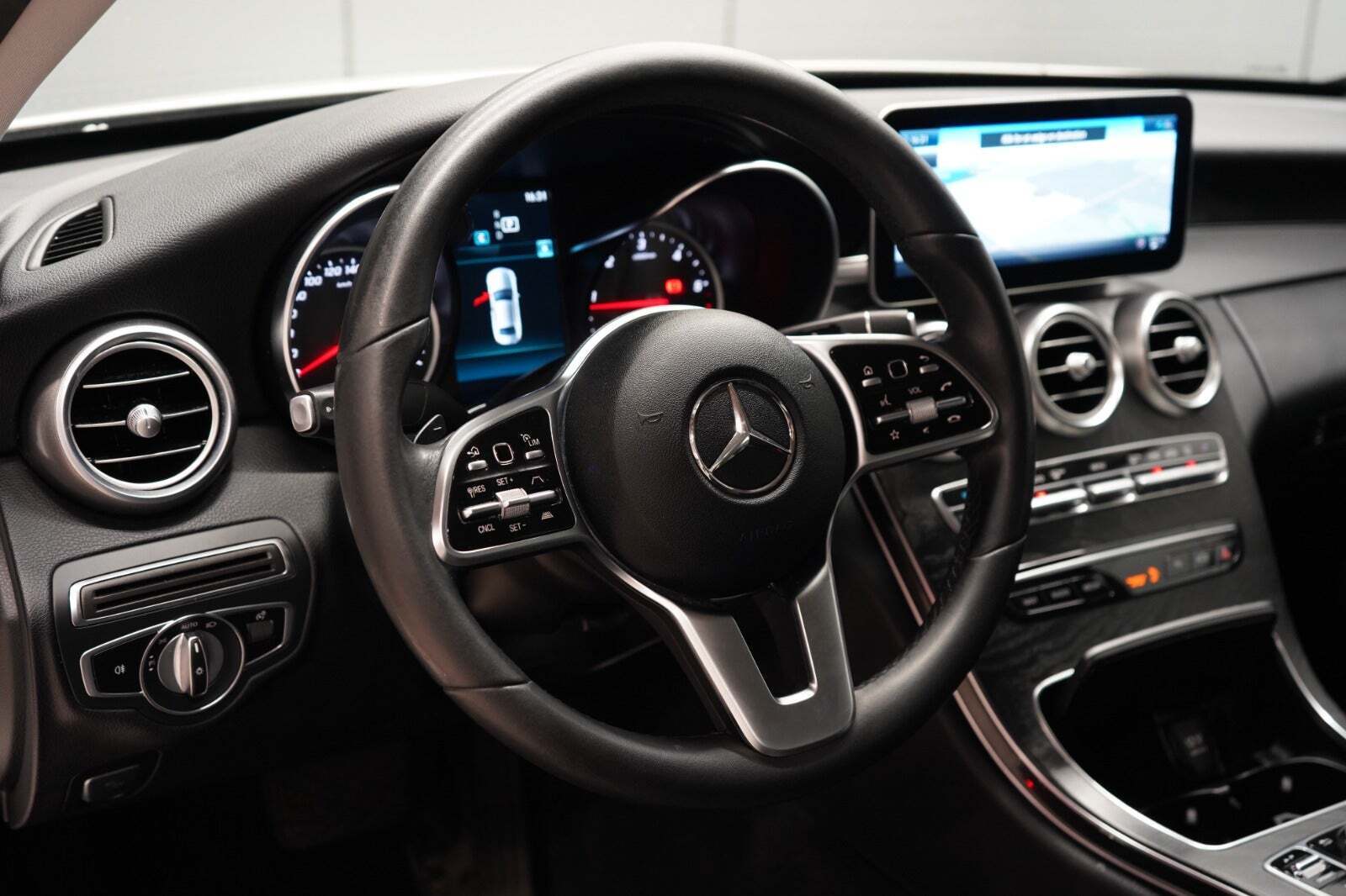 Hvid Mercedes C220 d fra 2019