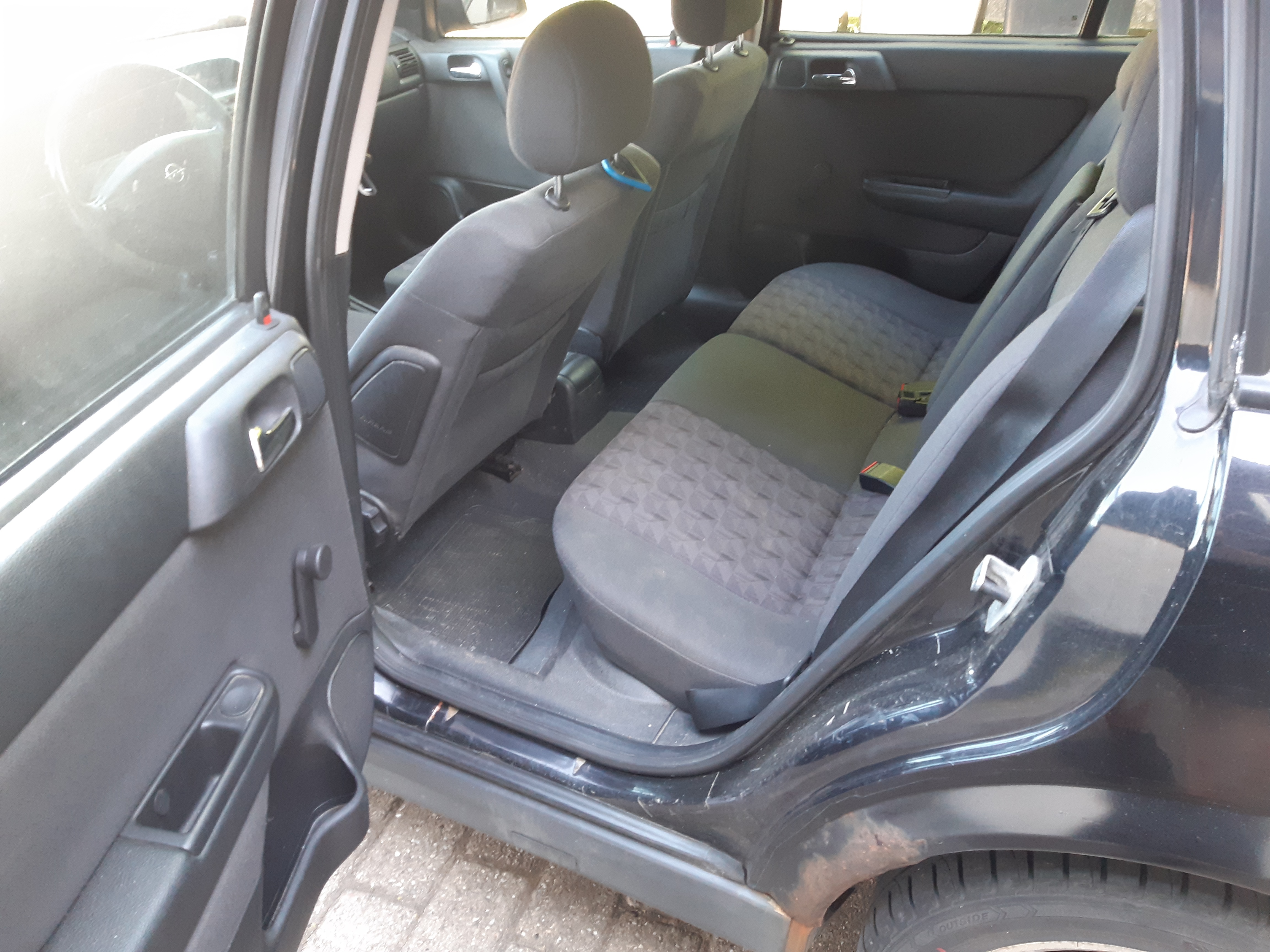 undefined Opel Astra fra 2004